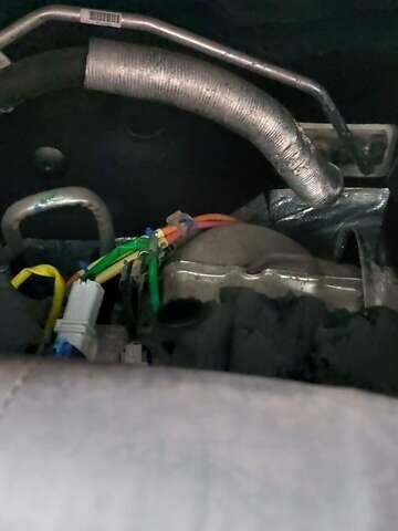 Белый Рено Трафик, объемом двигателя 2 л и пробегом 90 тыс. км за 26800 $, фото 2 на Automoto.ua