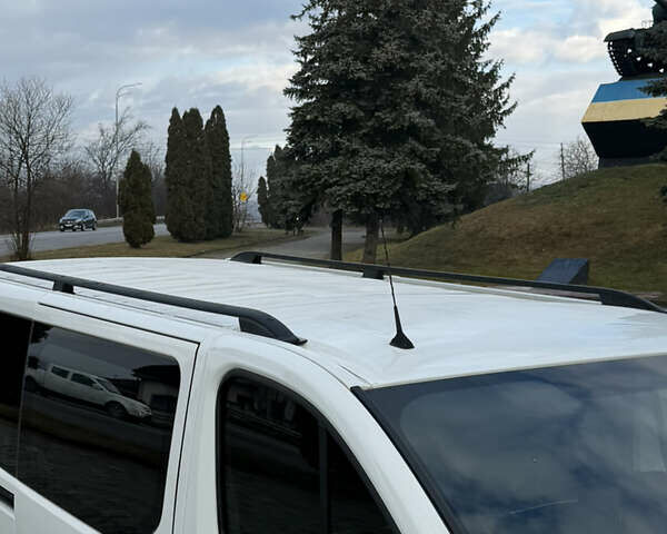 Белый Рено Трафик, объемом двигателя 2 л и пробегом 261 тыс. км за 22000 $, фото 19 на Automoto.ua