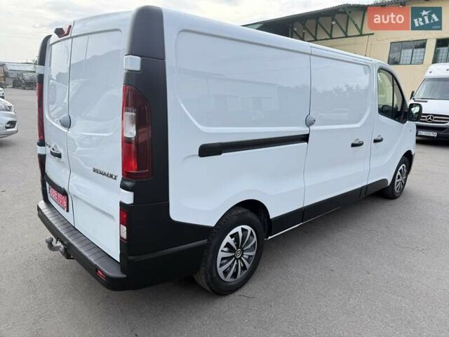 Белый Рено Трафик, объемом двигателя 2 л и пробегом 162 тыс. км за 17900 $, фото 10 на Automoto.ua