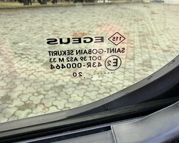 Белый Рено Трафик, объемом двигателя 2 л и пробегом 261 тыс. км за 22000 $, фото 45 на Automoto.ua