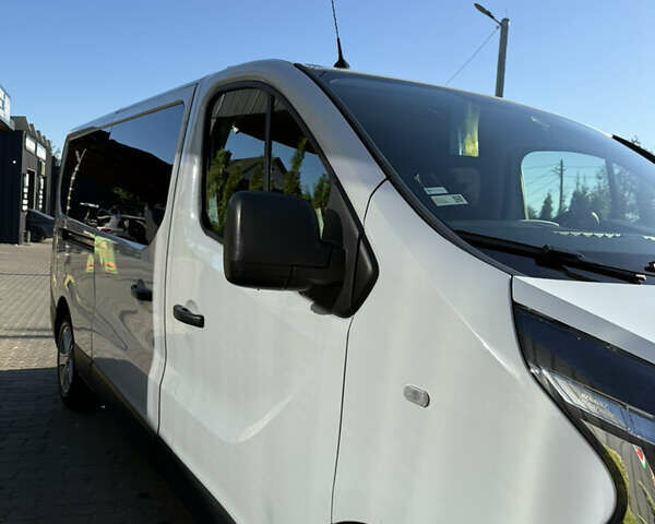 Білий Рено Трафік, об'ємом двигуна 2 л та пробігом 120 тис. км за 19400 $, фото 14 на Automoto.ua