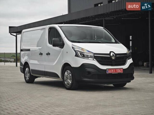 Білий Рено Трафік, об'ємом двигуна 2 л та пробігом 173 тис. км за 16100 $, фото 1 на Automoto.ua