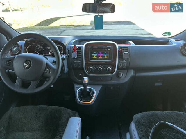 Білий Рено Трафік, об'ємом двигуна 2 л та пробігом 230 тис. км за 25500 $, фото 36 на Automoto.ua