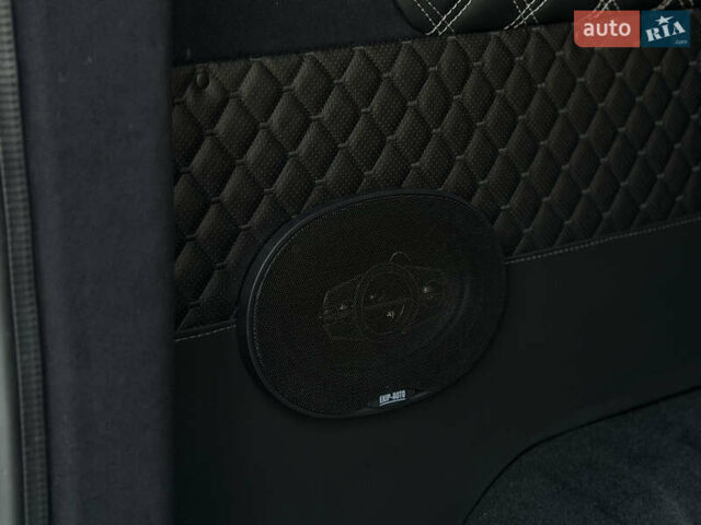 Белый Рено Трафик, объемом двигателя 2 л и пробегом 250 тыс. км за 20999 $, фото 34 на Automoto.ua