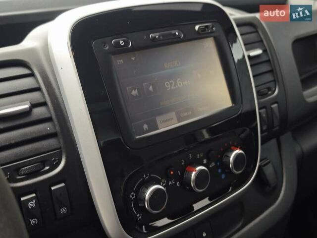 Білий Рено Трафік, об'ємом двигуна 2 л та пробігом 173 тис. км за 16100 $, фото 25 на Automoto.ua