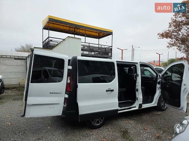 Белый Рено Трафик, объемом двигателя 2 л и пробегом 177 тыс. км за 24500 $, фото 40 на Automoto.ua