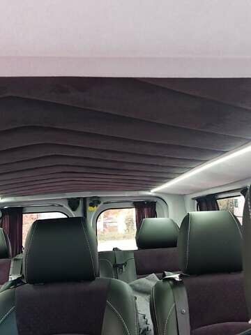 Белый Рено Трафик, объемом двигателя 2 л и пробегом 90 тыс. км за 26800 $, фото 11 на Automoto.ua