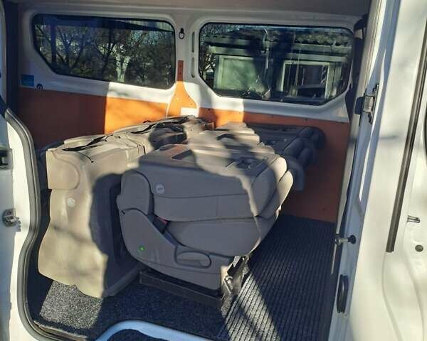 Білий Рено Трафік, об'ємом двигуна 2 л та пробігом 124 тис. км за 19500 $, фото 29 на Automoto.ua