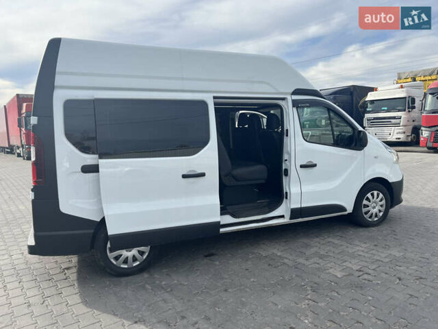 Білий Рено Трафік, об'ємом двигуна 2 л та пробігом 203 тис. км за 28000 $, фото 12 на Automoto.ua