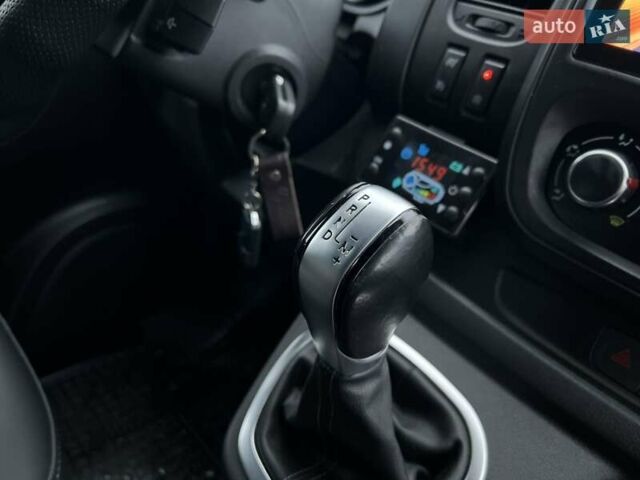 Білий Рено Трафік, об'ємом двигуна 2 л та пробігом 97 тис. км за 26500 $, фото 37 на Automoto.ua