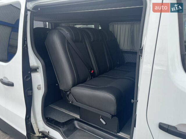 Білий Рено Трафік, об'ємом двигуна 2 л та пробігом 203 тис. км за 28000 $, фото 17 на Automoto.ua