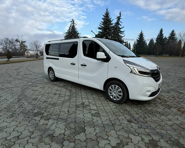 Белый Рено Трафик, объемом двигателя 2 л и пробегом 261 тыс. км за 22000 $, фото 16 на Automoto.ua