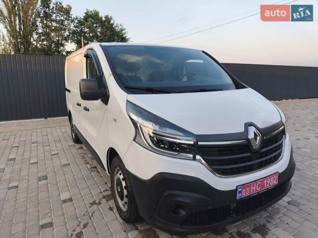 Белый Рено Трафик, объемом двигателя 2 л и пробегом 117 тыс. км за 16900 $, фото 7 на Automoto.ua