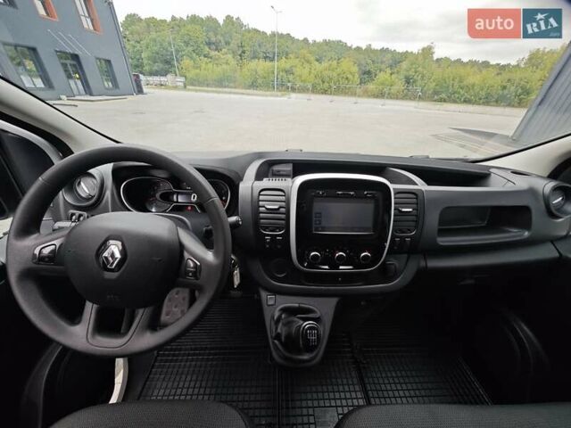 Білий Рено Трафік, об'ємом двигуна 2 л та пробігом 173 тис. км за 16100 $, фото 67 на Automoto.ua