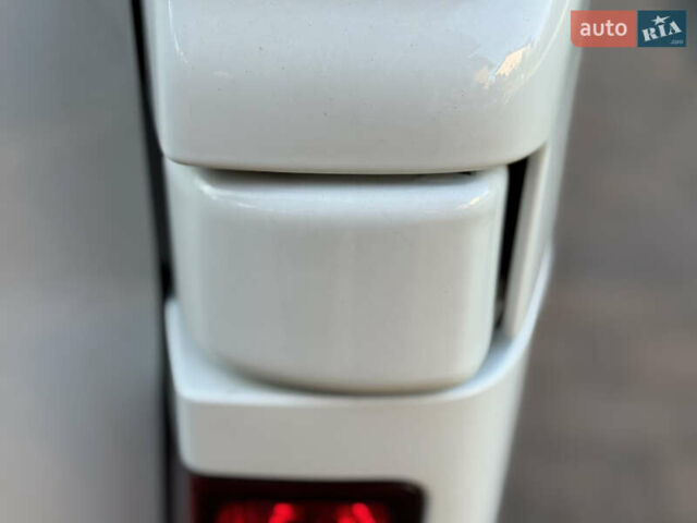 Белый Рено Трафик, объемом двигателя 2 л и пробегом 203 тыс. км за 21900 $, фото 25 на Automoto.ua