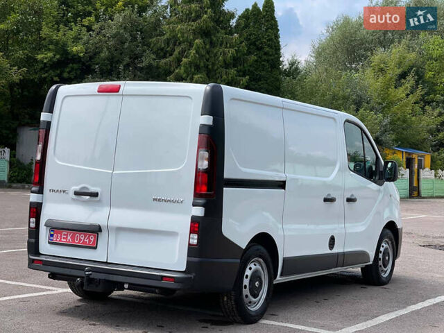 Белый Рено Трафик, объемом двигателя 2 л и пробегом 270 тыс. км за 15200 $, фото 9 на Automoto.ua