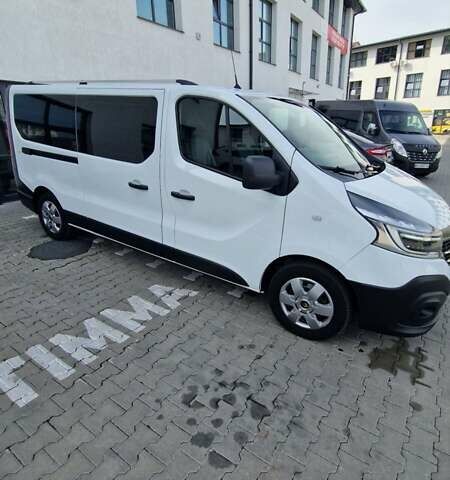 Білий Рено Трафік, об'ємом двигуна 2 л та пробігом 240 тис. км за 20999 $, фото 8 на Automoto.ua