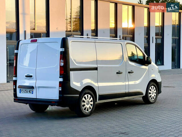 Білий Рено Трафік, об'ємом двигуна 2 л та пробігом 160 тис. км за 17200 $, фото 11 на Automoto.ua