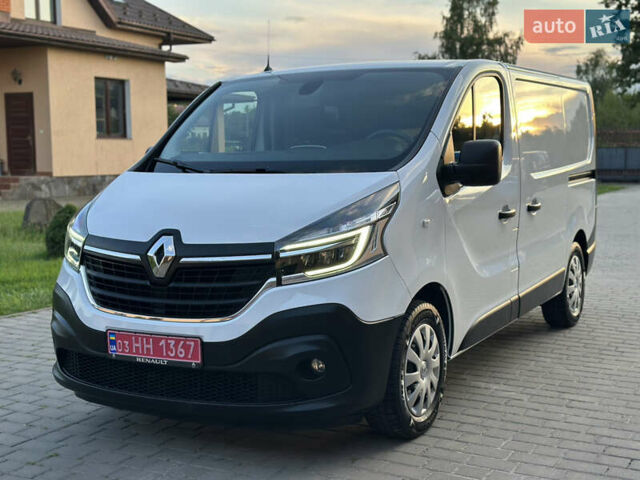 Белый Рено Трафик, объемом двигателя 2 л и пробегом 171 тыс. км за 18750 $, фото 24 на Automoto.ua