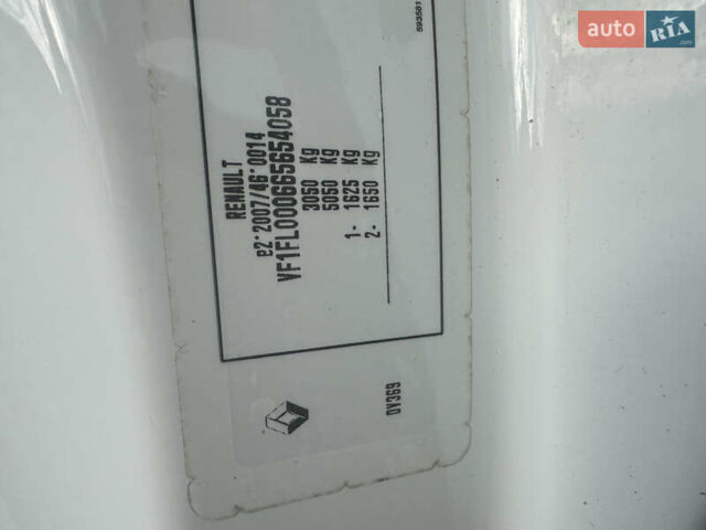 Білий Рено Трафік, об'ємом двигуна 2 л та пробігом 149 тис. км за 19000 $, фото 9 на Automoto.ua