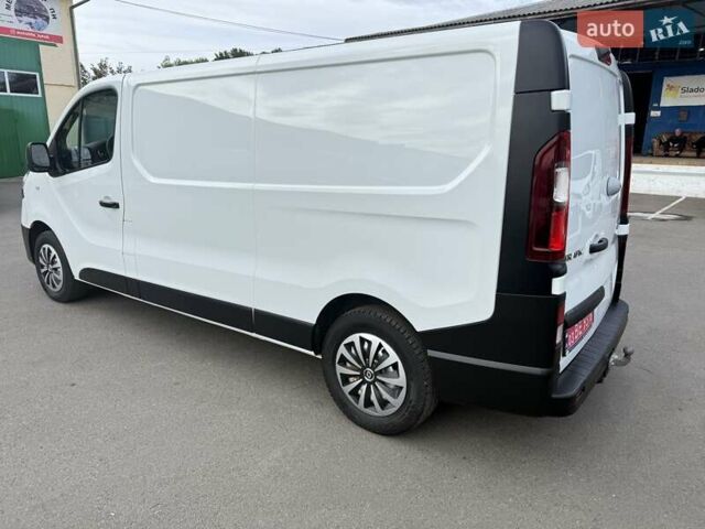 Белый Рено Трафик, объемом двигателя 2 л и пробегом 162 тыс. км за 17900 $, фото 8 на Automoto.ua