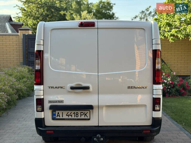 Белый Рено Трафик, объемом двигателя 2 л и пробегом 203 тыс. км за 21900 $, фото 16 на Automoto.ua