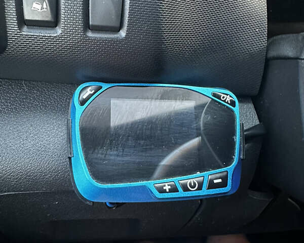 Білий Рено Трафік, об'ємом двигуна 2 л та пробігом 230 тис. км за 25500 $, фото 34 на Automoto.ua