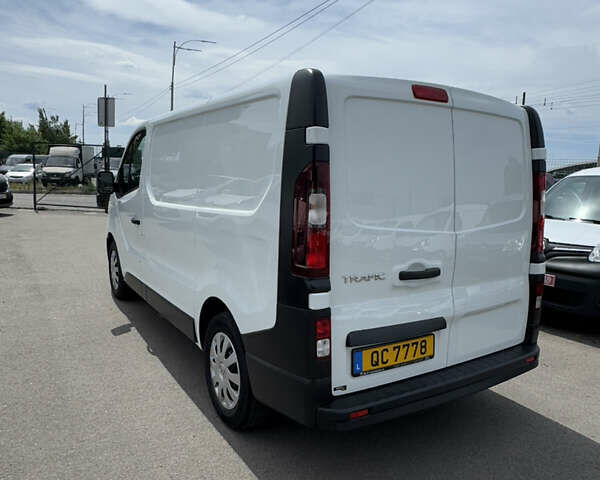 Білий Рено Трафік, об'ємом двигуна 2 л та пробігом 194 тис. км за 19900 $, фото 6 на Automoto.ua