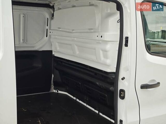 Білий Рено Трафік, об'ємом двигуна 2 л та пробігом 173 тис. км за 16100 $, фото 43 на Automoto.ua