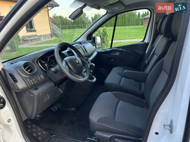 Белый Рено Трафик, объемом двигателя 2 л и пробегом 171 тыс. км за 18750 $, фото 10 на Automoto.ua