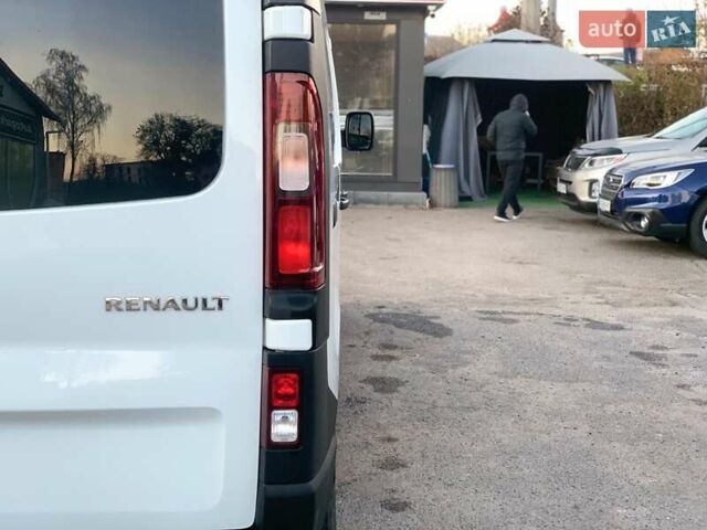 Белый Рено Трафик, объемом двигателя 2 л и пробегом 207 тыс. км за 18790 $, фото 27 на Automoto.ua
