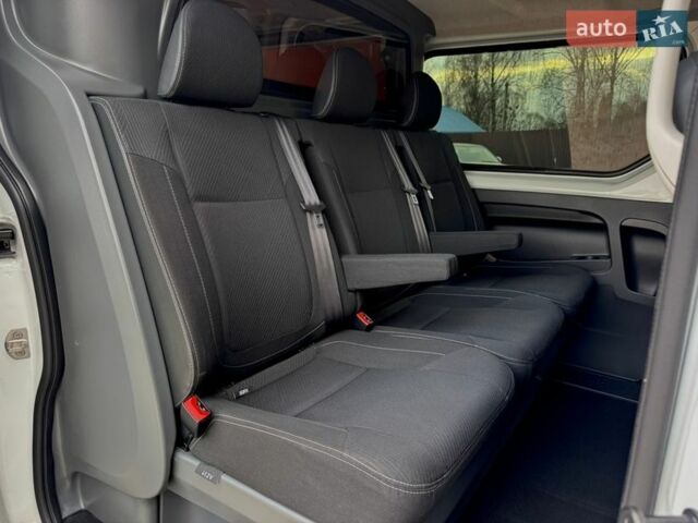 Білий Рено Трафік, об'ємом двигуна 2 л та пробігом 170 тис. км за 22750 $, фото 21 на Automoto.ua