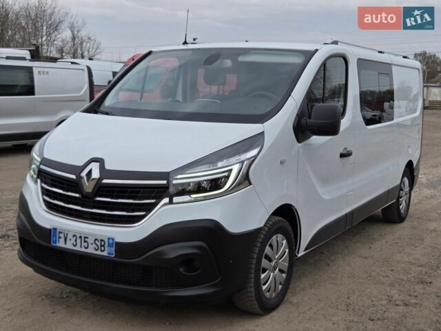 Белый Рено Трафик, объемом двигателя 2 л и пробегом 206 тыс. км за 22999 $, фото 18 на Automoto.ua