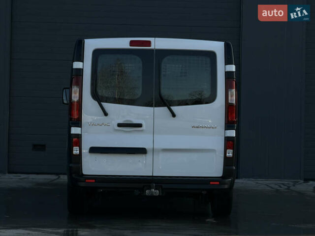 Белый Рено Трафик, объемом двигателя 2 л и пробегом 109 тыс. км за 16200 $, фото 21 на Automoto.ua