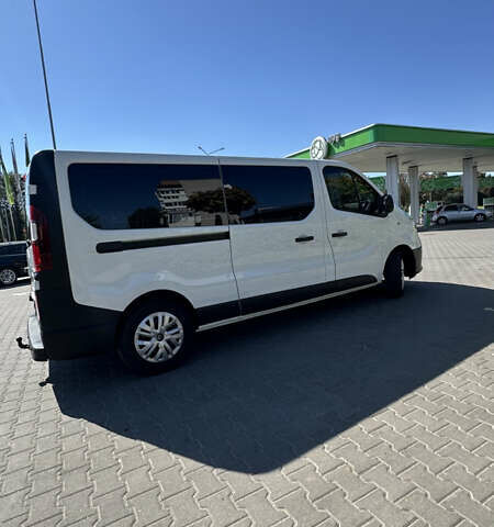 Білий Рено Трафік, об'ємом двигуна 2 л та пробігом 134 тис. км за 24400 $, фото 11 на Automoto.ua