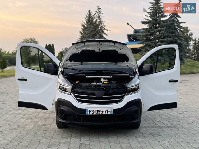 Білий Рено Трафік, об'ємом двигуна 2 л та пробігом 149 тис. км за 18300 $, фото 43 на Automoto.ua