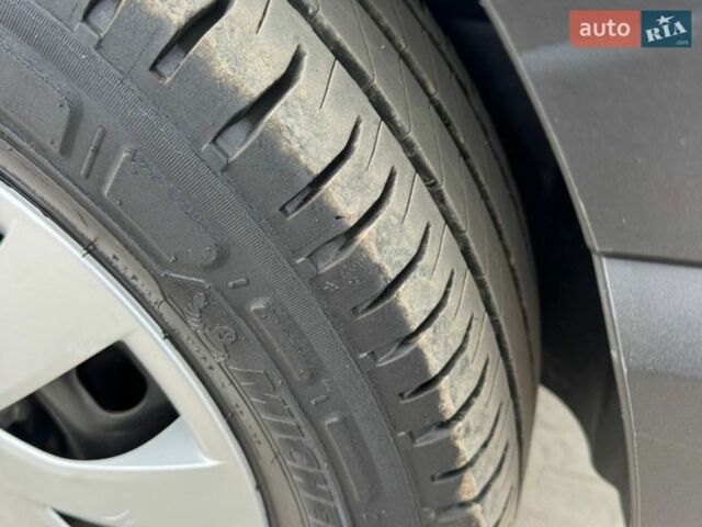 Білий Рено Трафік, об'ємом двигуна 2 л та пробігом 170 тис. км за 22750 $, фото 29 на Automoto.ua