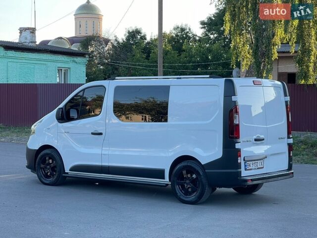 Білий Рено Трафік, об'ємом двигуна 2 л та пробігом 220 тис. км за 19999 $, фото 7 на Automoto.ua