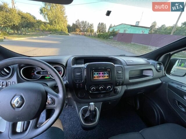Білий Рено Трафік, об'ємом двигуна 2 л та пробігом 220 тис. км за 19999 $, фото 28 на Automoto.ua