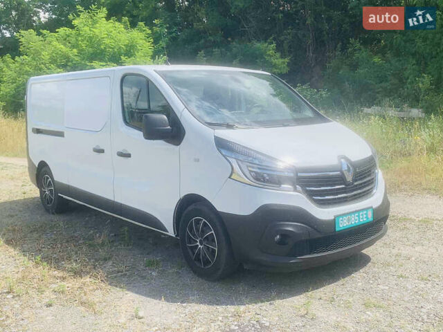 Белый Рено Трафик, объемом двигателя 2 л и пробегом 196 тыс. км за 16500 $, фото 2 на Automoto.ua