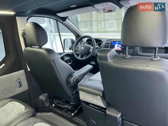 Білий Рено Трафік, об'ємом двигуна 2 л та пробігом 97 тис. км за 26500 $, фото 17 на Automoto.ua