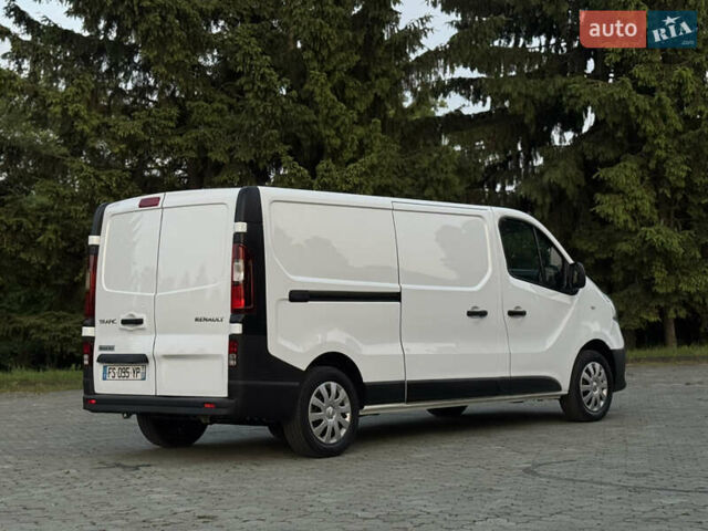 Білий Рено Трафік, об'ємом двигуна 2 л та пробігом 149 тис. км за 18300 $, фото 56 на Automoto.ua