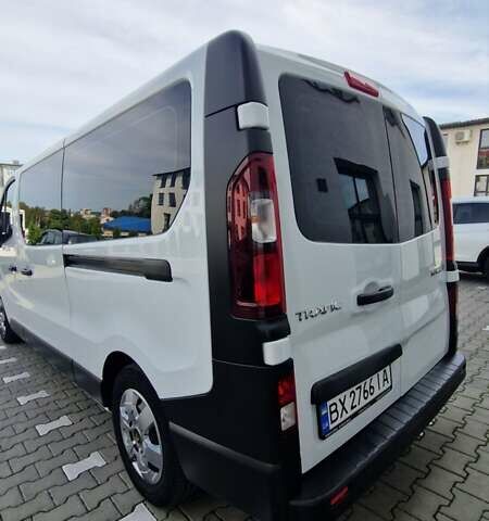 Білий Рено Трафік, об'ємом двигуна 2 л та пробігом 240 тис. км за 20999 $, фото 16 на Automoto.ua