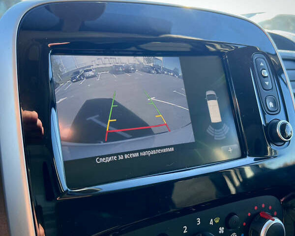 Белый Рено Трафик, объемом двигателя 2 л и пробегом 186 тыс. км за 17750 $, фото 30 на Automoto.ua