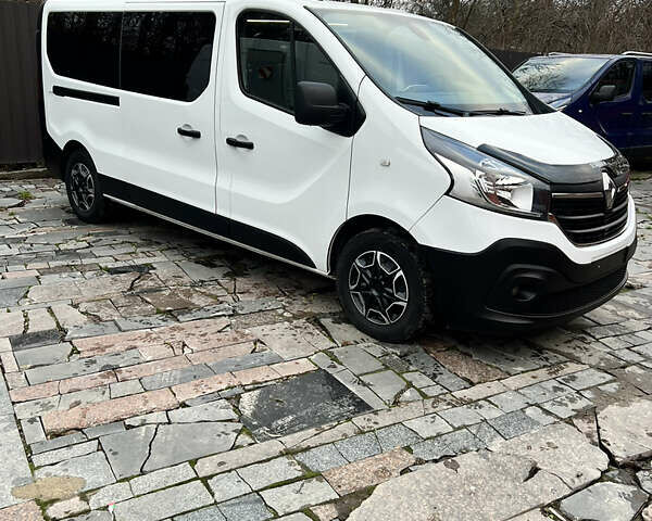 Білий Рено Трафік, об'ємом двигуна 2 л та пробігом 130 тис. км за 23999 $, фото 4 на Automoto.ua