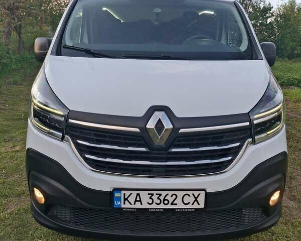 Белый Рено Трафик, объемом двигателя 1.6 л и пробегом 59 тыс. км за 25500 $, фото 84 на Automoto.ua
