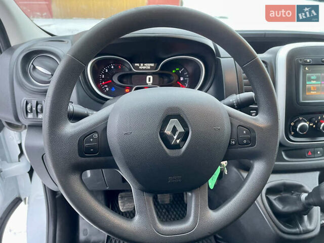 Білий Рено Трафік, об'ємом двигуна 2 л та пробігом 198 тис. км за 16600 $, фото 30 на Automoto.ua