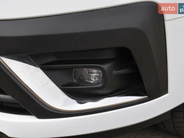 Белый Рено Трафик, объемом двигателя 2 л и пробегом 160 тыс. км за 32500 $, фото 13 на Automoto.ua