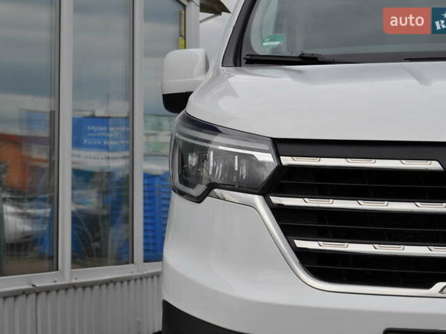 Белый Рено Трафик, объемом двигателя 2 л и пробегом 160 тыс. км за 32500 $, фото 10 на Automoto.ua