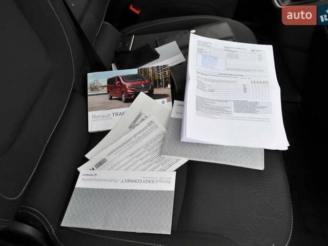 Белый Рено Трафик, объемом двигателя 2 л и пробегом 160 тыс. км за 32500 $, фото 101 на Automoto.ua